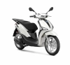 Piaggio Liberty 50 MY 2025 Weiss Luna vorne rechts